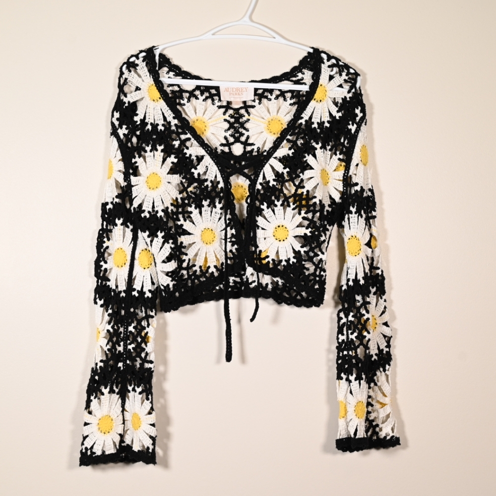 Francesca's Crochet Floral Cardigan S Black White Yellow